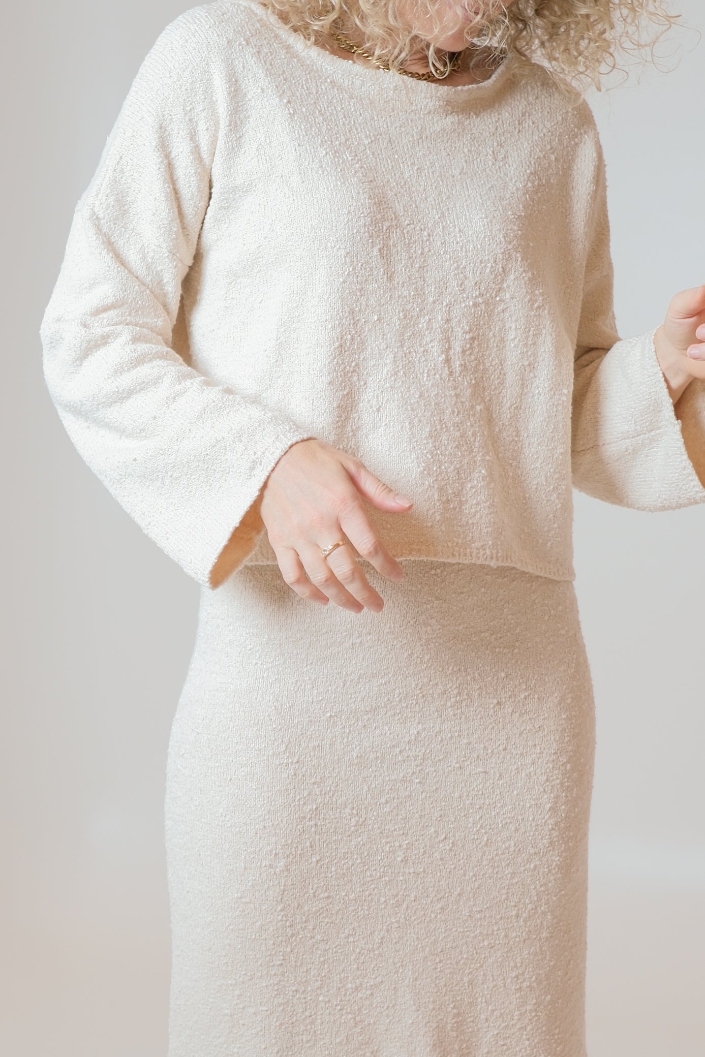 トップス flare sleeve ami tops Ami Flared Long Sleeve Top White – Amira Collective